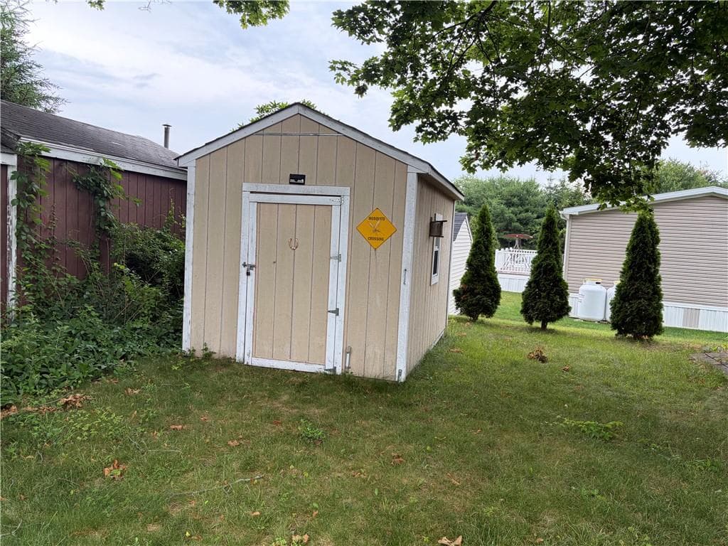 Single Family Residence at 80 Cooper Lane, East Greenwich, photo 10 of 14