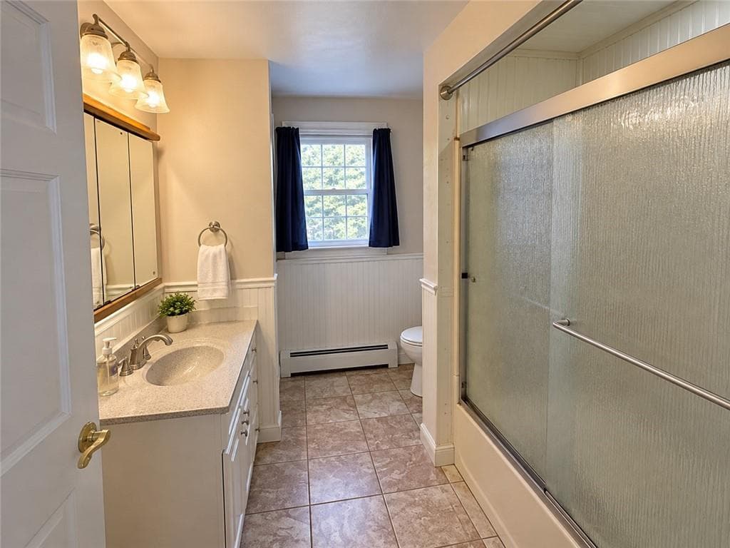 Multi Family at 374 Woonasquatucket Avenue, North Providence, photo 7 of 25
