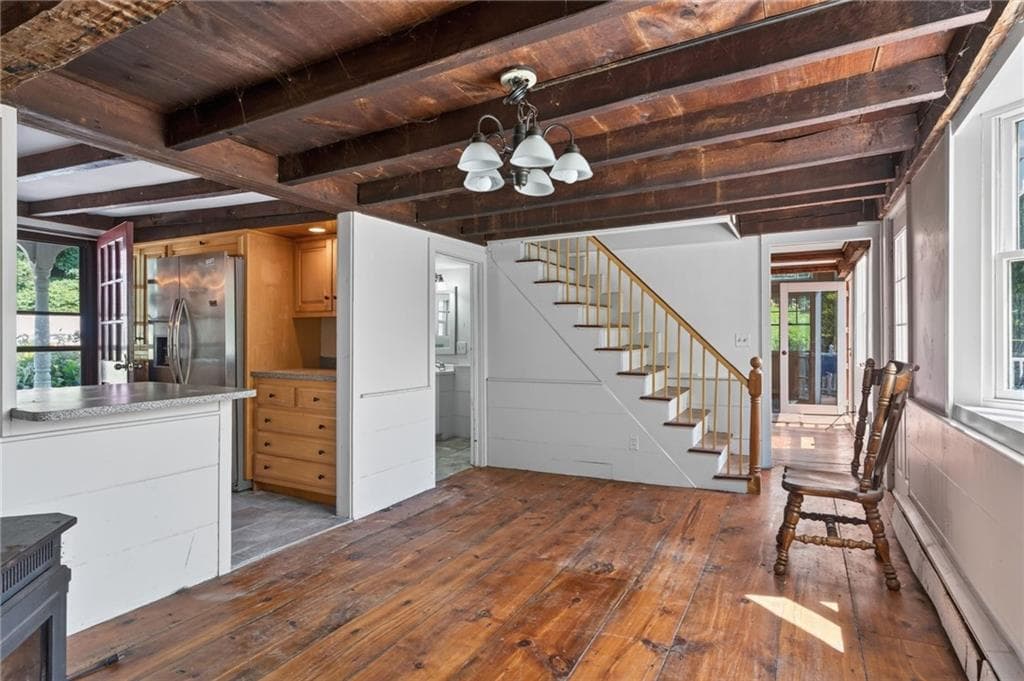 225 Scott Road photo 15