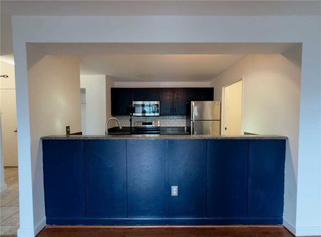 494 Woonasquatucket Avenue UNIT 414 photo 9