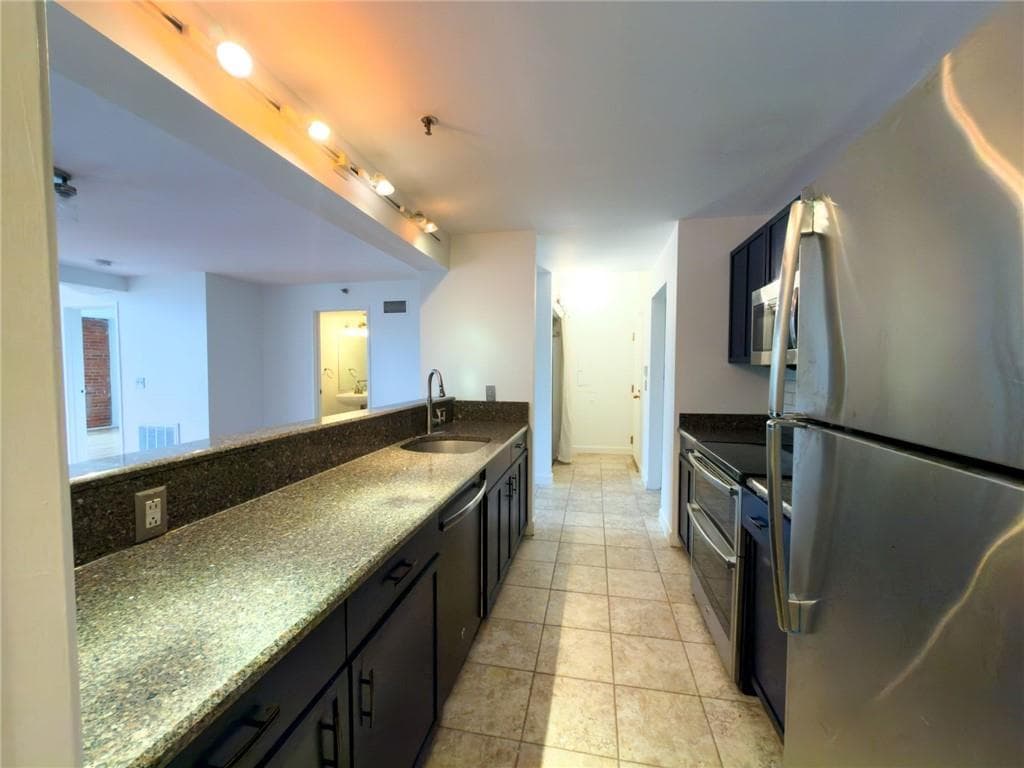 494 Woonasquatucket Avenue UNIT 414 photo 10