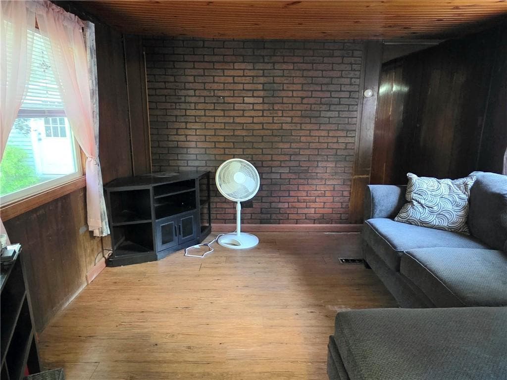 23 WOODRIDGE Drive photo 7