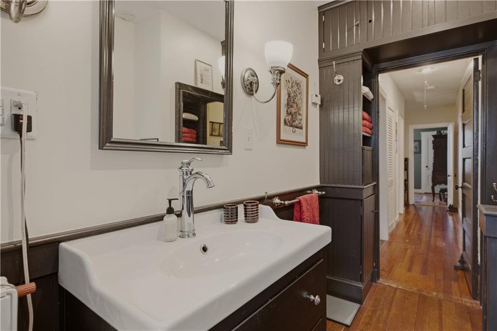 Multi Family at 15 17 Dennison Street, Newport, photo 36 of 50