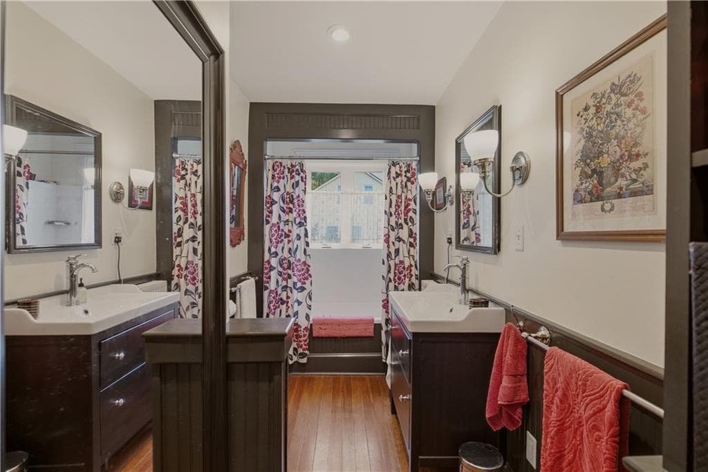 Multi Family at 15 17 Dennison Street, Newport, photo 35 of 50