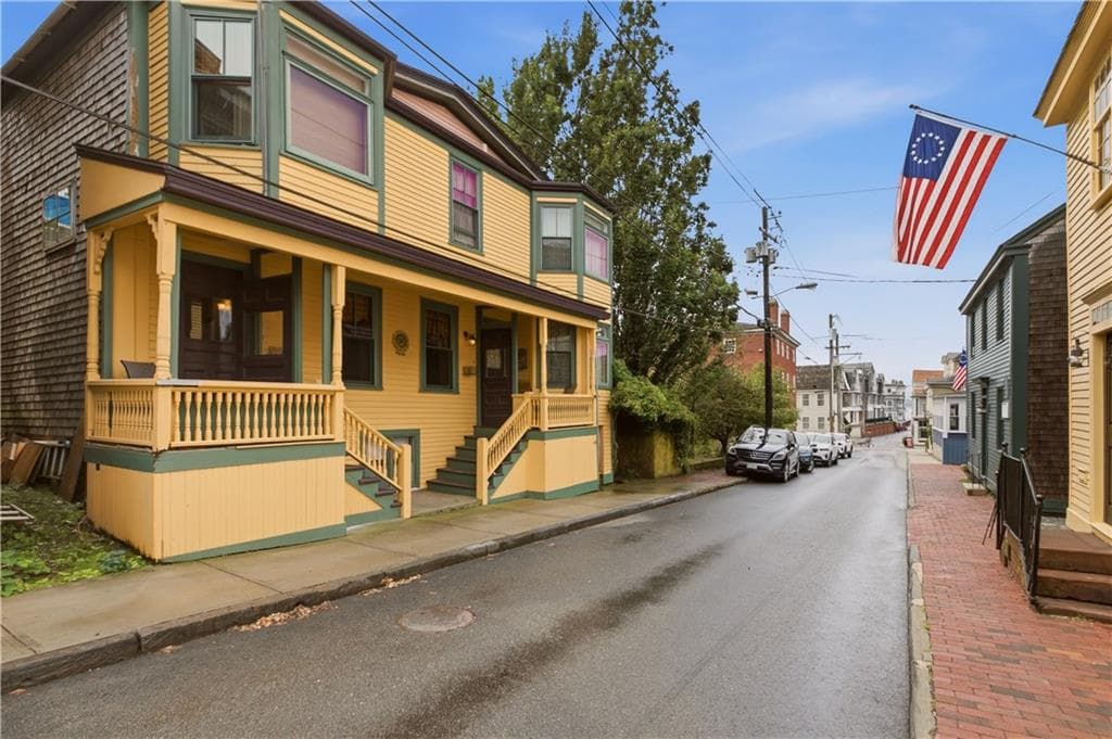 Multi Family at 15 17 Dennison Street, Newport, photo 4 of 50