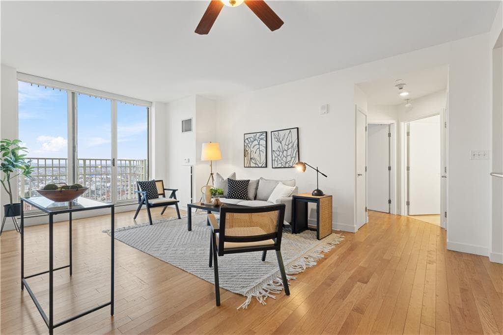 Condominium at 1 West Exchange Street UNIT 2602, Providence, photo 10 of 30