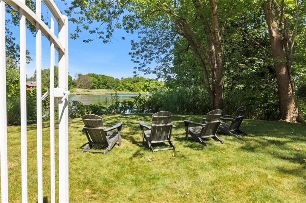 11 N Shore Street photo 33