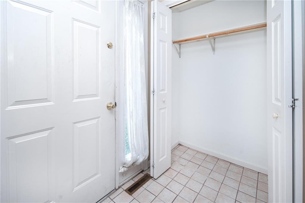 161 West Shore Road UNIT C5 photo 8