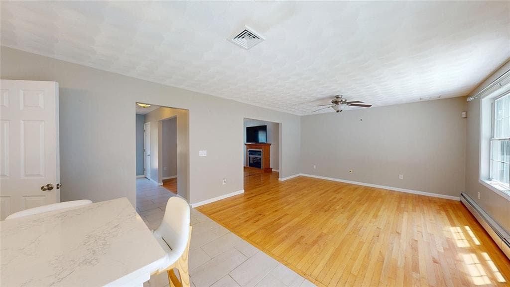10 Kiley Way photo 11