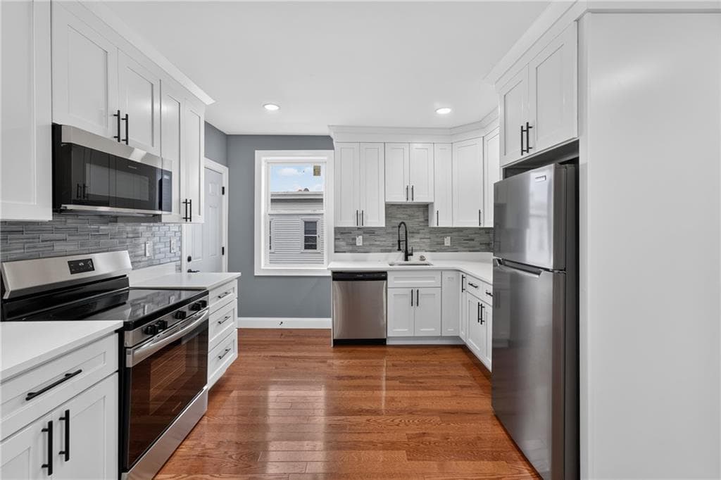 Condominium at 100 Knight Street UNIT 5, Providence, photo 2 of 15