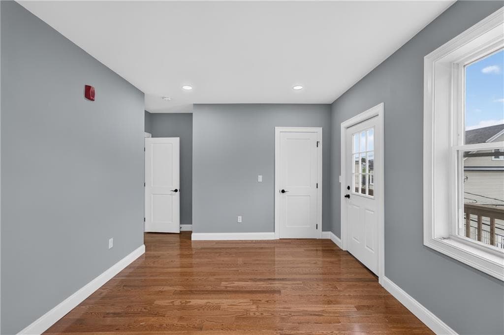 Condominium at 100 Knight Street UNIT 5, Providence, photo 9 of 15