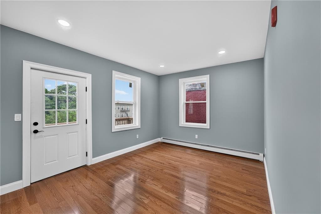 Condominium at 100 Knight Street UNIT 5, Providence, photo 8 of 15