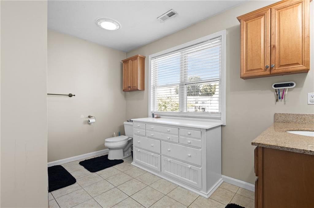 Condominium at 45 Silver Cup Circle, West Warwick, photo 15 of 21
