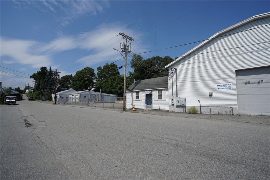 81 Macondray Street photo 5