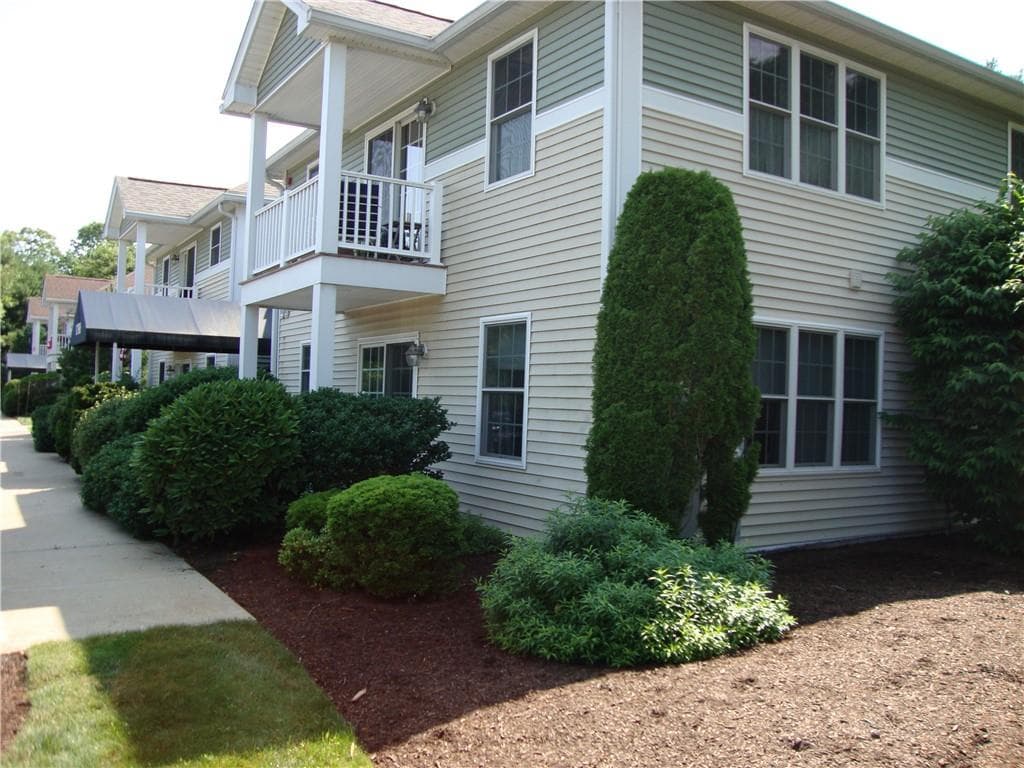 1780 Nooseneck Hill Road UNIT 11D