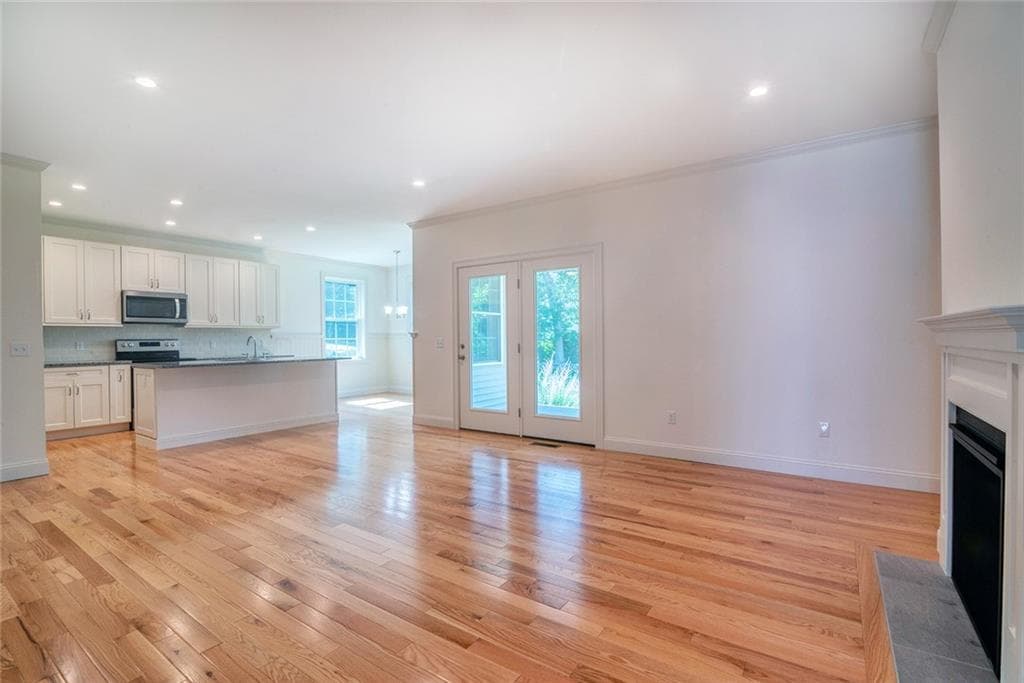 Condominium at 16 Abbey Lane UNIT 17, Westerly, photo 6 of 16