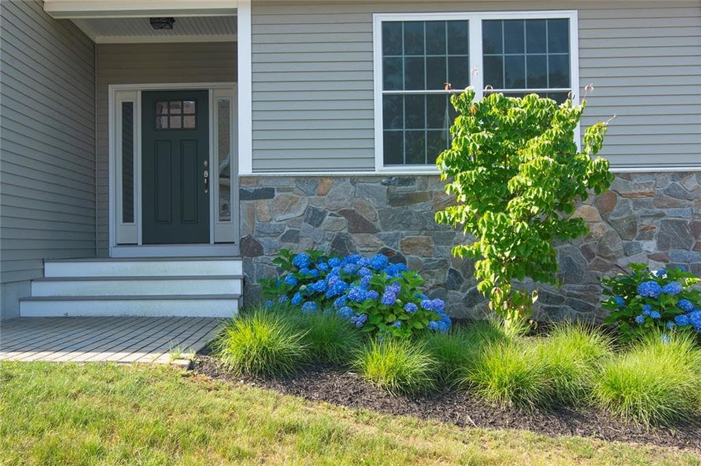 Condominium at 16 Abbey Lane UNIT 17, Westerly, photo 3 of 16