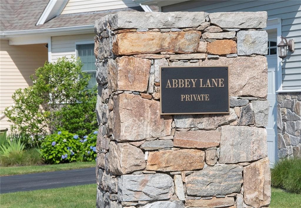 Condominium at 16 Abbey Lane UNIT 17, Westerly, photo 5 of 16