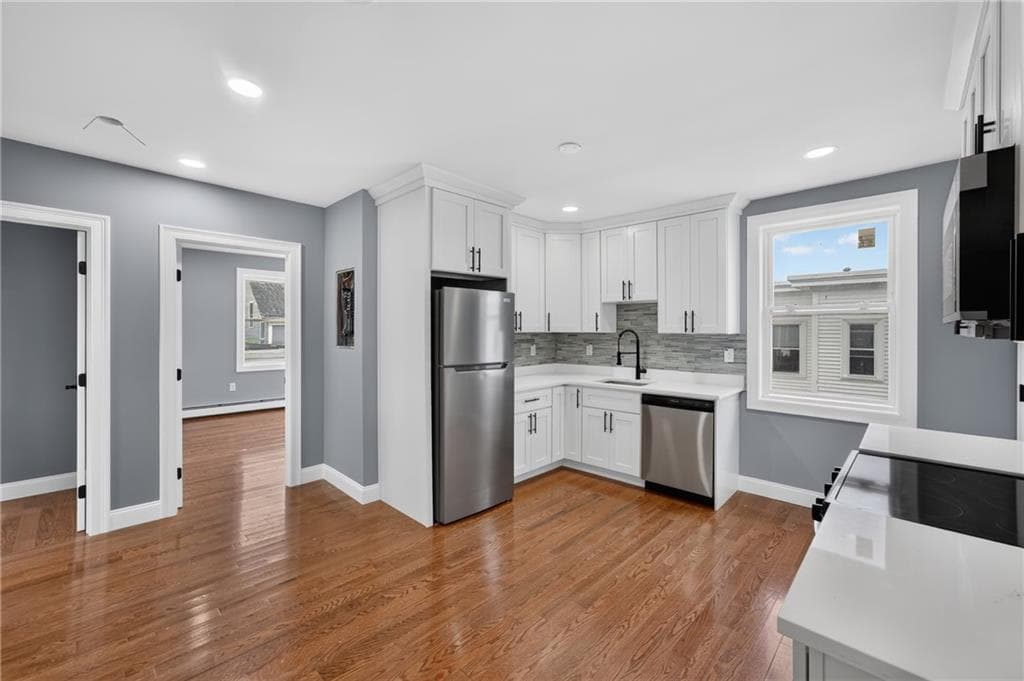 Condominium at 100 Knight Street UNIT 6, Providence, photo 2 of 13