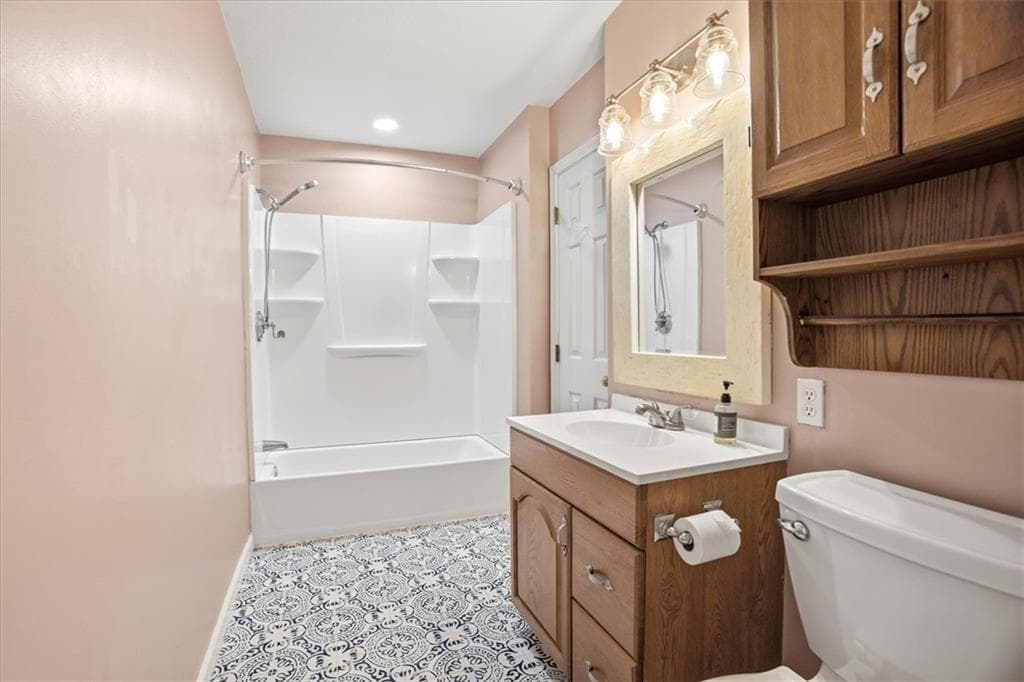 200 Heroux Boulevard UNIT 205 photo 20