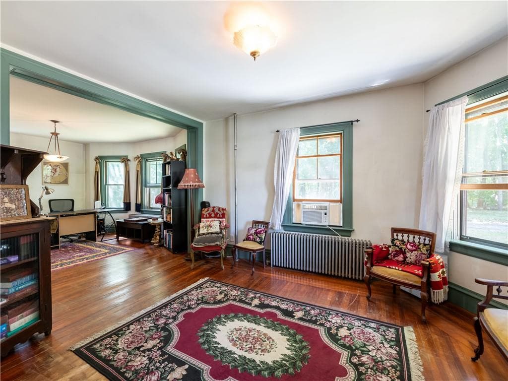 12 Manton Street photo 14