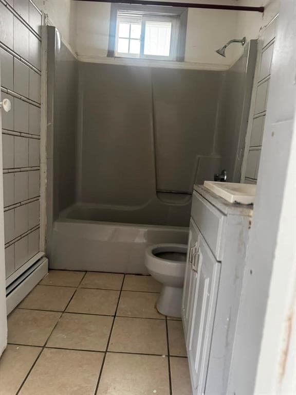 Multi Family at 792 Atwells Avenue, Providence, photo 31 of 47