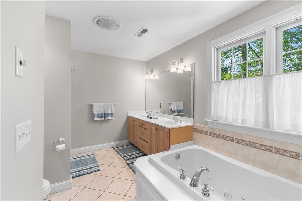 Single Family Residence at 128 Windmill Drive, South Kingstown, photo 22 of 50