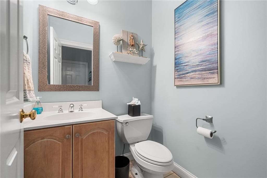 Single Family Residence at 128 Windmill Drive, South Kingstown, photo 18 of 50