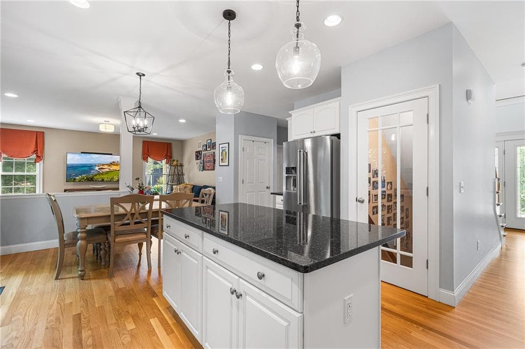 Single Family Residence at 128 Windmill Drive, South Kingstown, photo 11 of 50