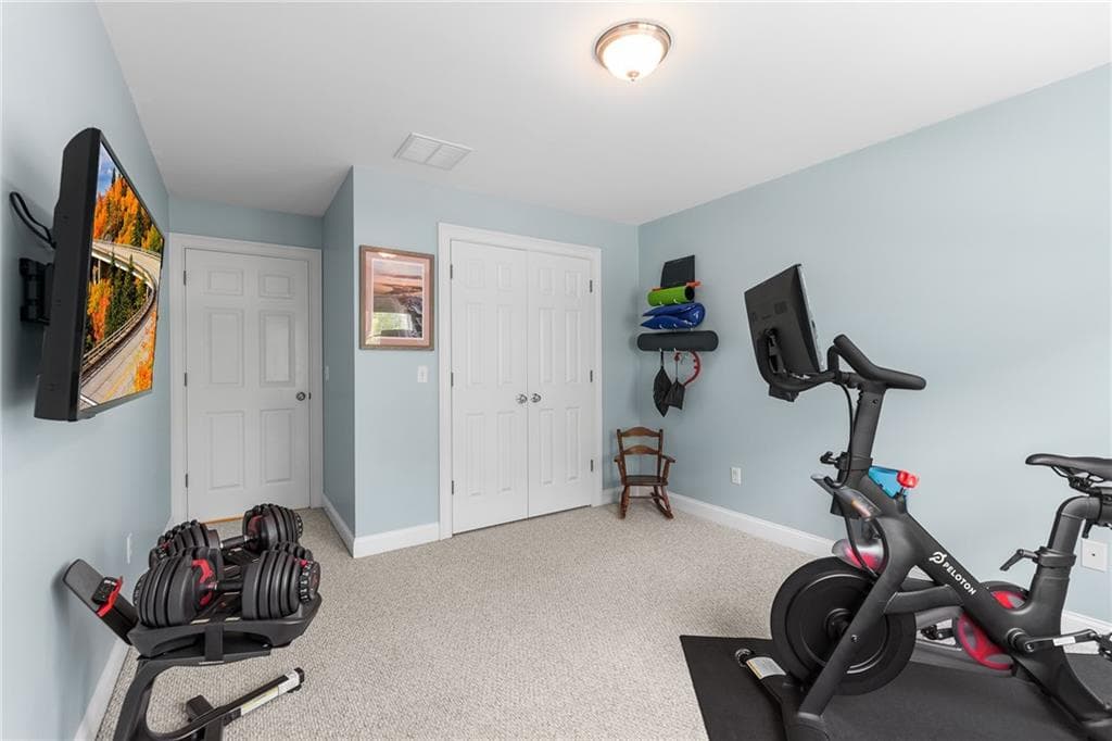 Single Family Residence at 128 Windmill Drive, South Kingstown, photo 29 of 50