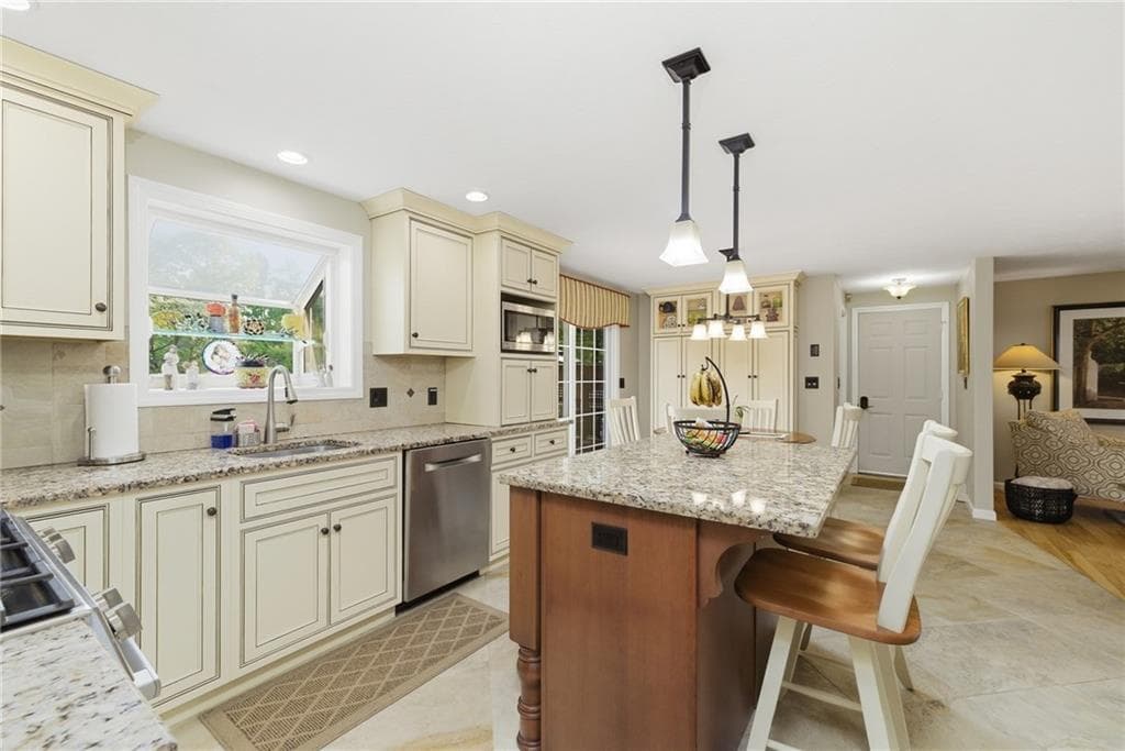 30 Princess Pine Circle photo 4