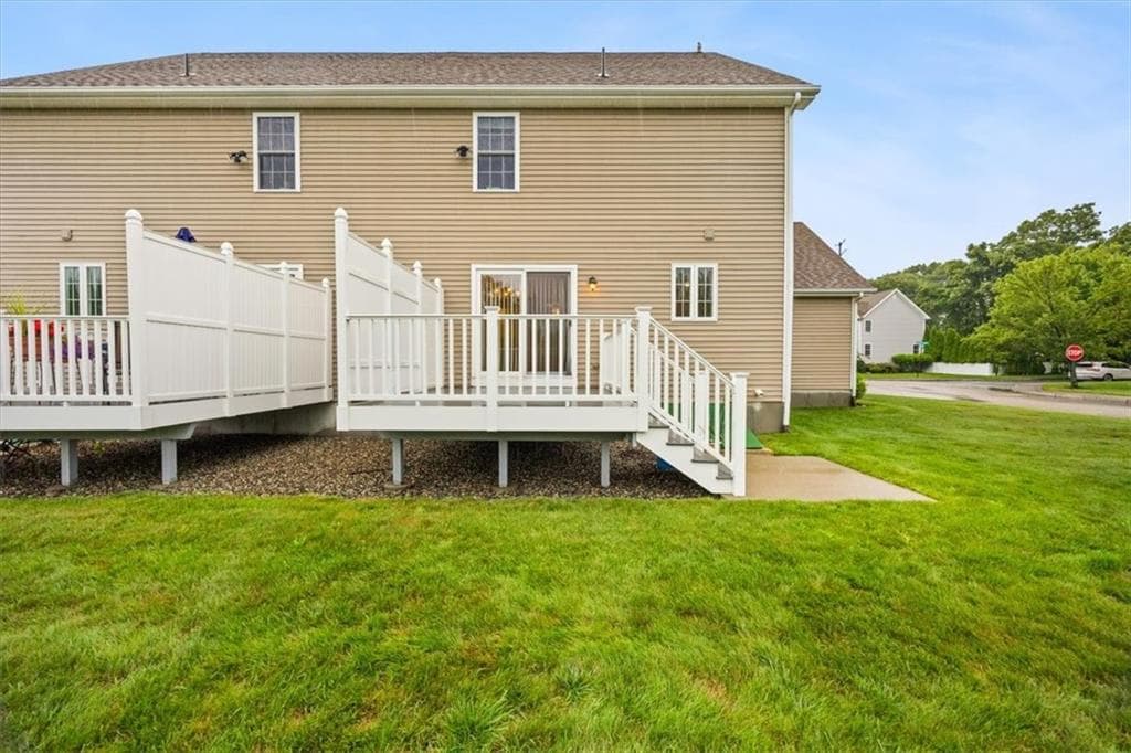 Condominium at 16 Streamview Drive UNIT 16, Cumberland, photo 41 of 50