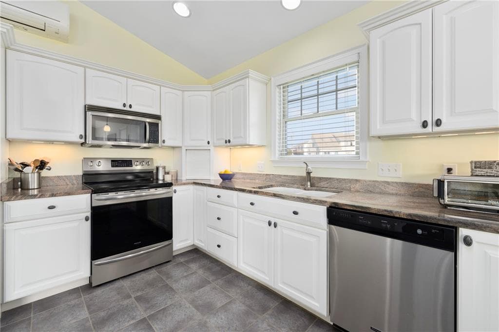 18 STARFISH DRIVE Drive photo 24
