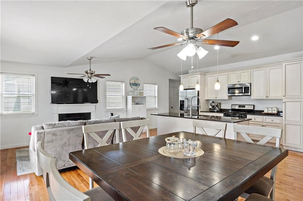 139 Danielle Drive photo 8