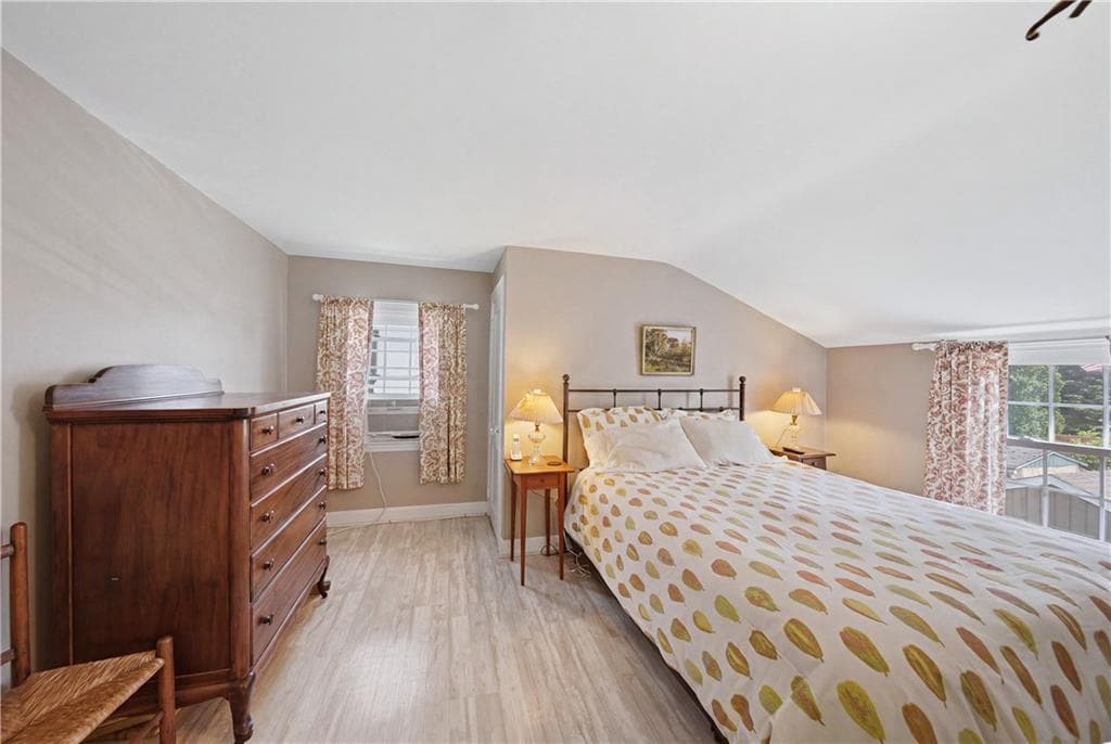 24 ROSEGARDEN Street photo 21