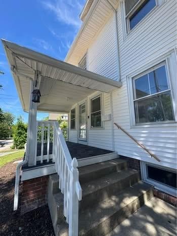 2249 Cranston Street photo 5