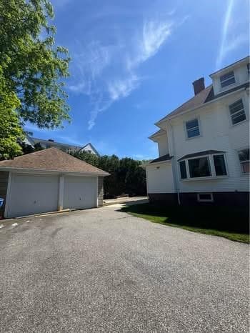 2249 Cranston Street photo 9