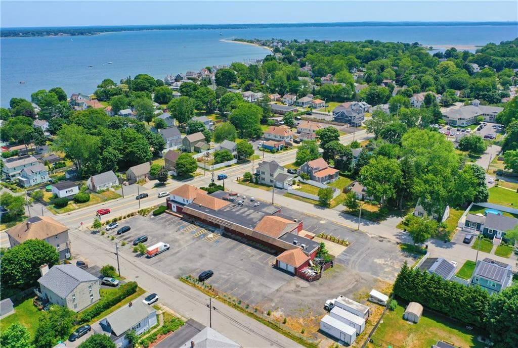 955 West Shore Road photo 47