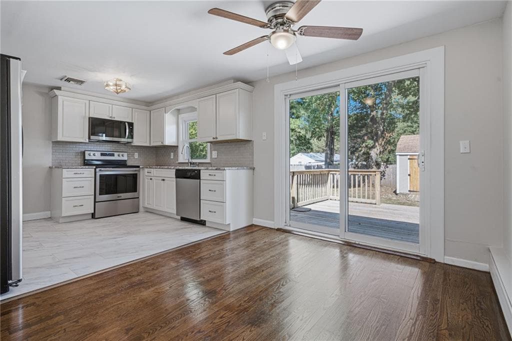 132 Potowomut Road photo 2