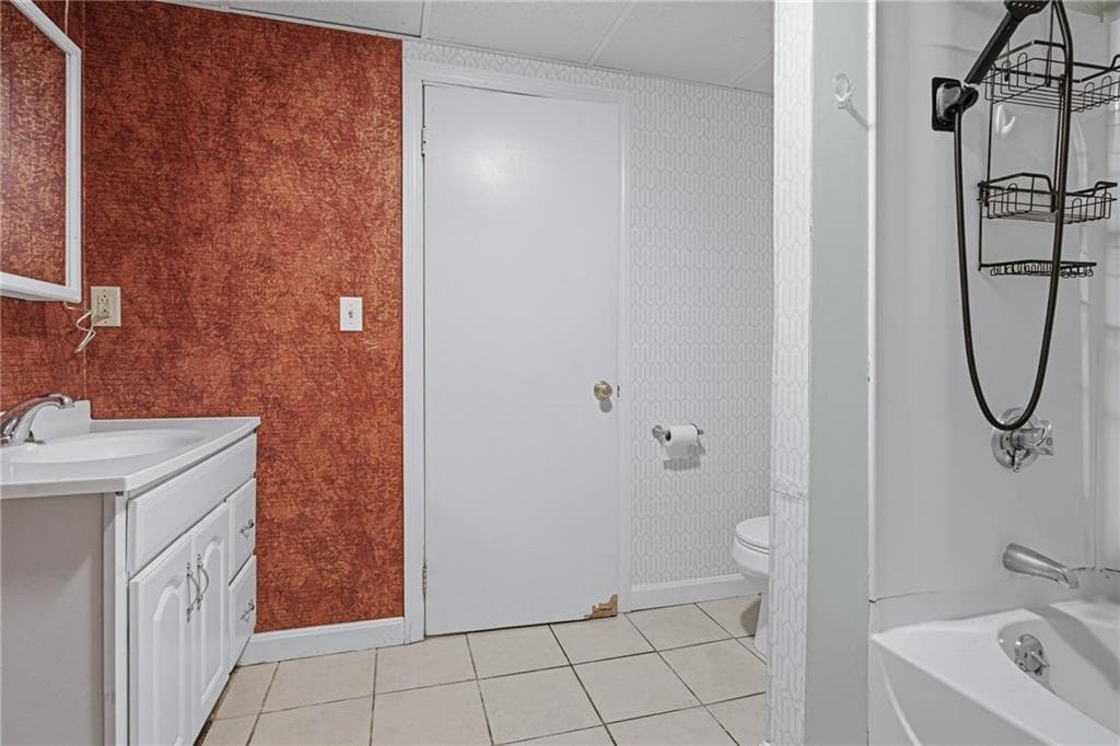 132 Potowomut Road photo 26