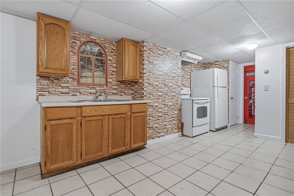 132 Potowomut Road photo 20
