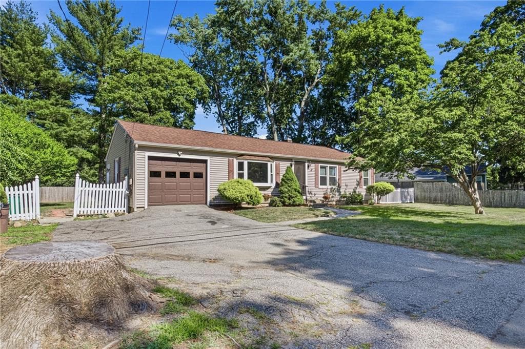 132 Potowomut Road photo 34