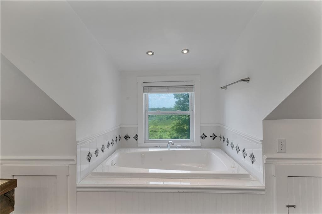 279 Jepson Lane photo 30