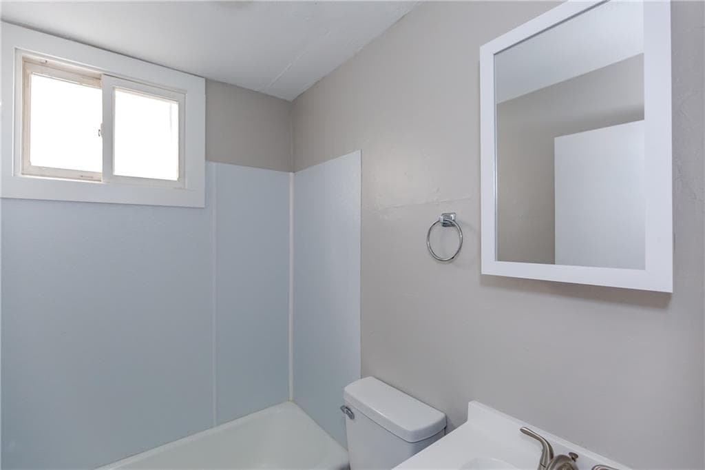 Multi Family at 53 55 Fairmount Avenue, Providence, photo 9 of 31