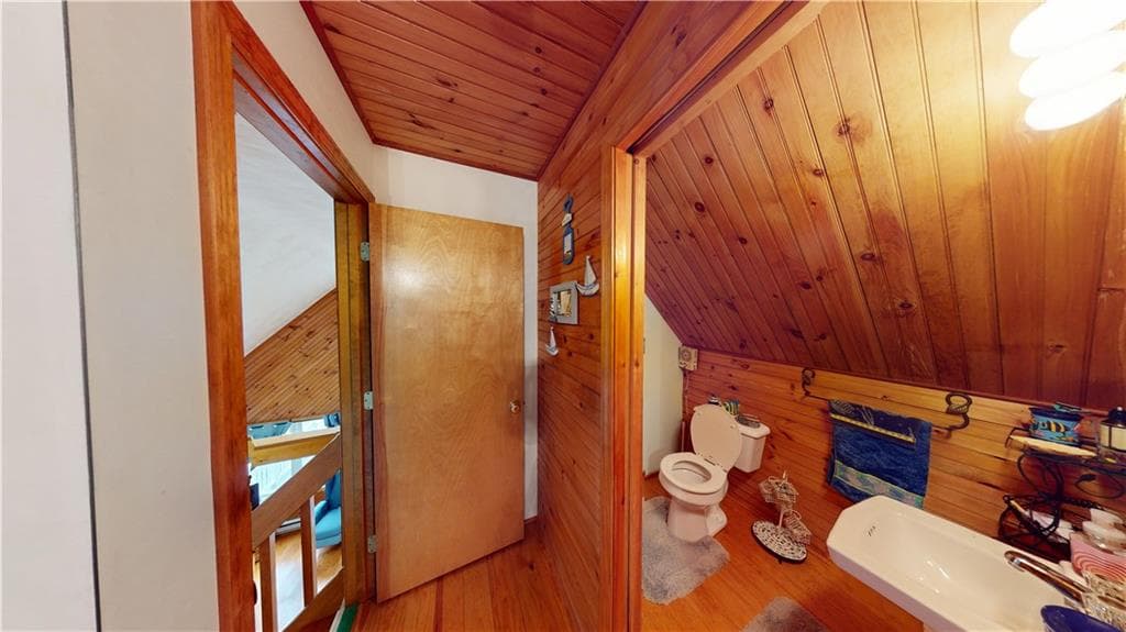 043 Merrill Lane photo 20