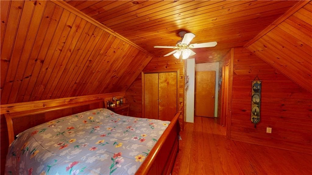 043 Merrill Lane photo 19