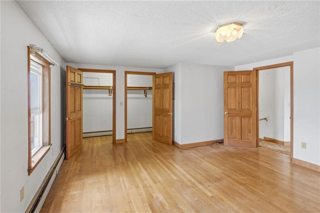 Multi Family at 400 406 Thames Street, Bristol, photo 25 of 50