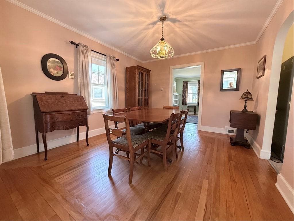 76 Brookdale Boulevard photo 8