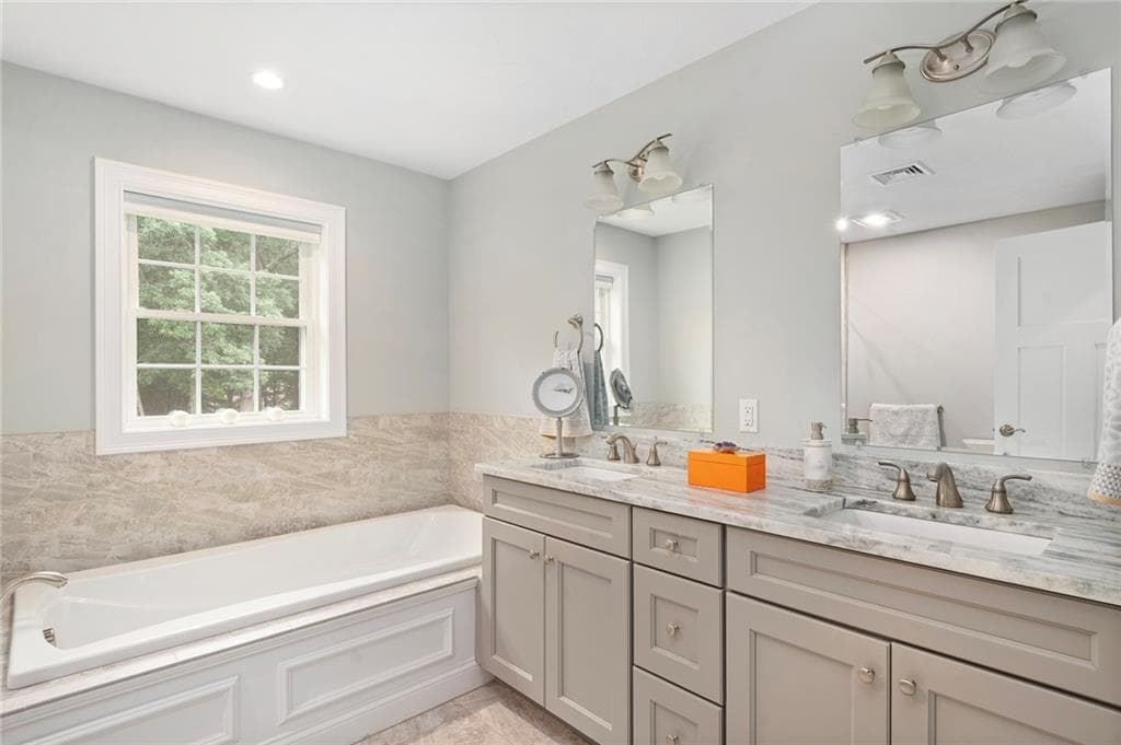 42 East Lantern Road photo 29