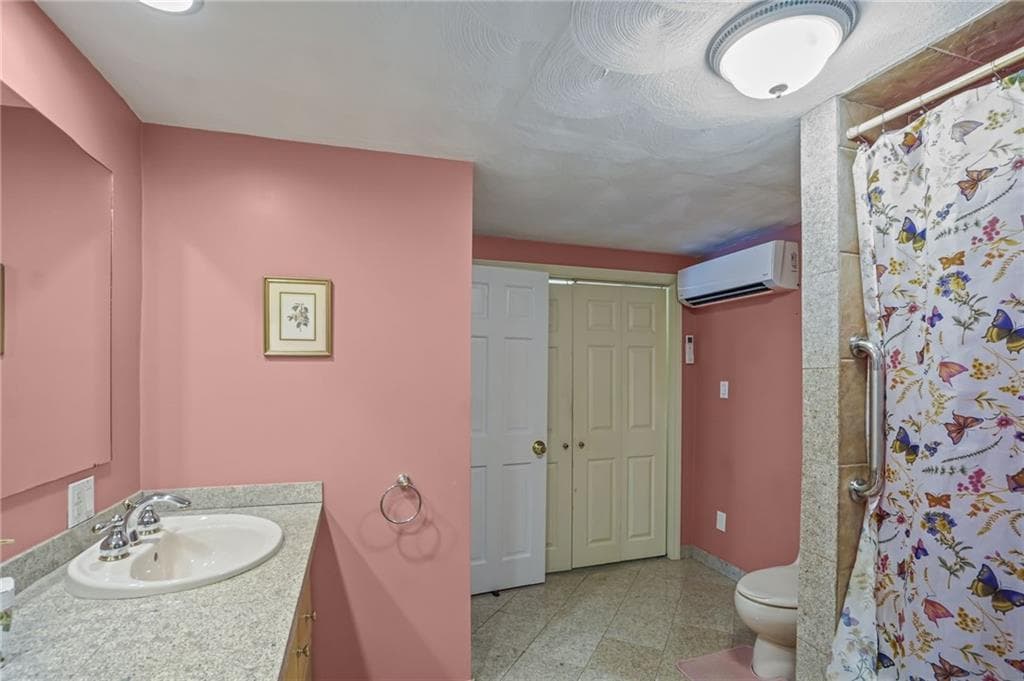1304 New London Avenue photo 20